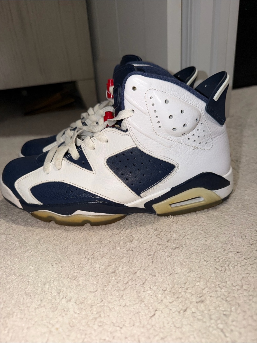 Jordan Men's Navy and White High-Top Sneakers